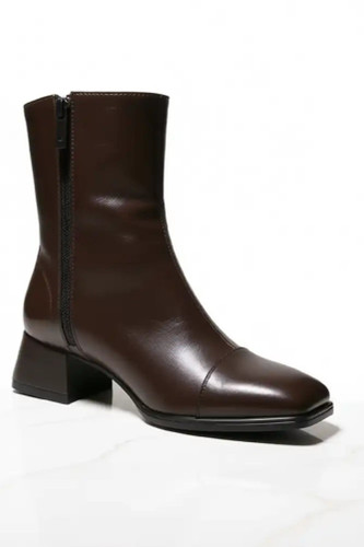 نیم بوت پنجه قهوه ای