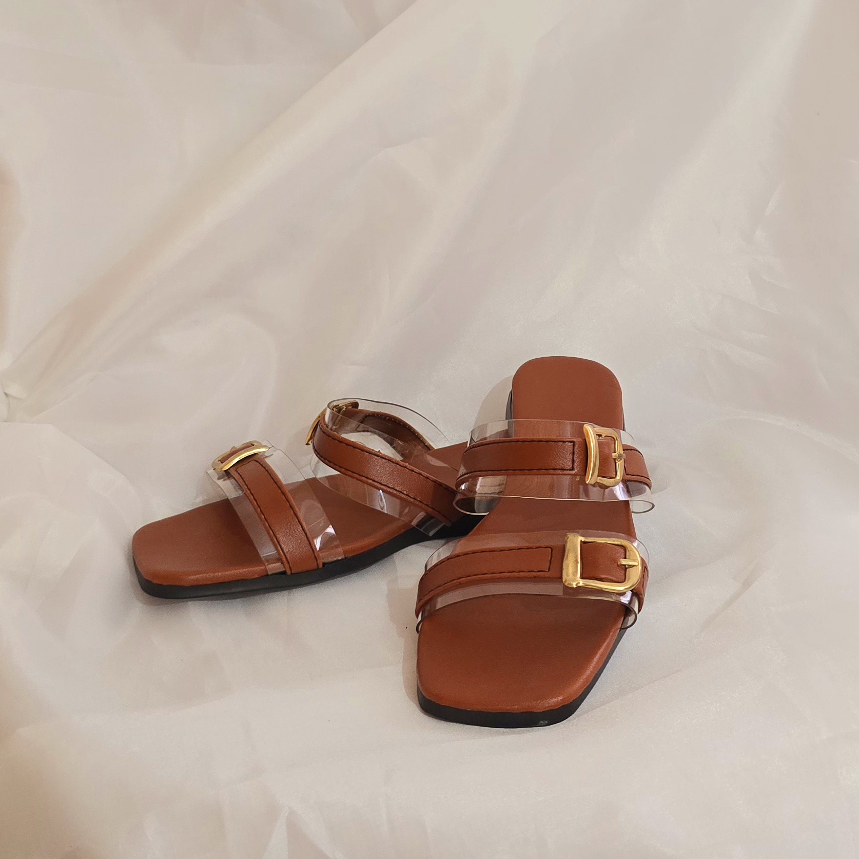 کفش صندل تابستانی تخت قهوه ای کد ۰۰۵۰