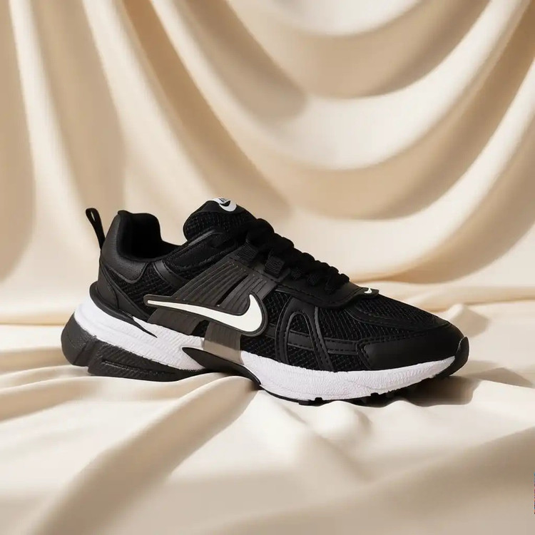 کفش کتونی نایکی زنانه مشکی Nike V2K