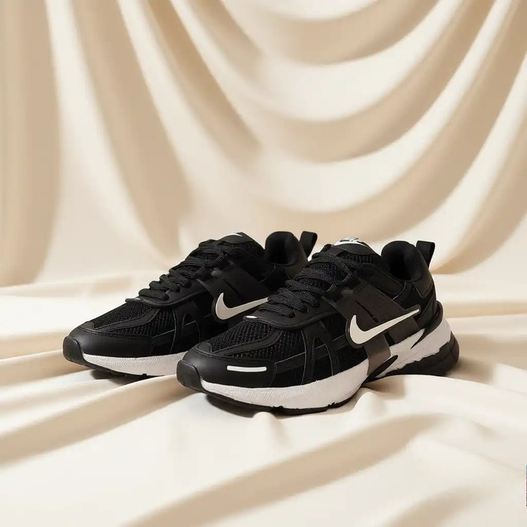 کفش کتونی نایکی زنانه مشکی Nike V2K
