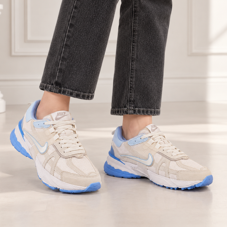 کفش کتونی نایکی زنانه آبی سفید Nike V2K